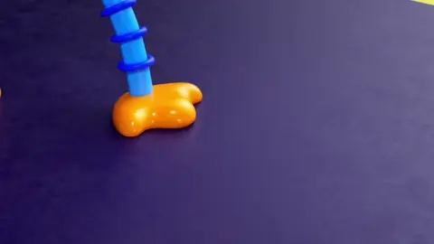 Garibaldo-ezgif.com-video-to-webp-converter